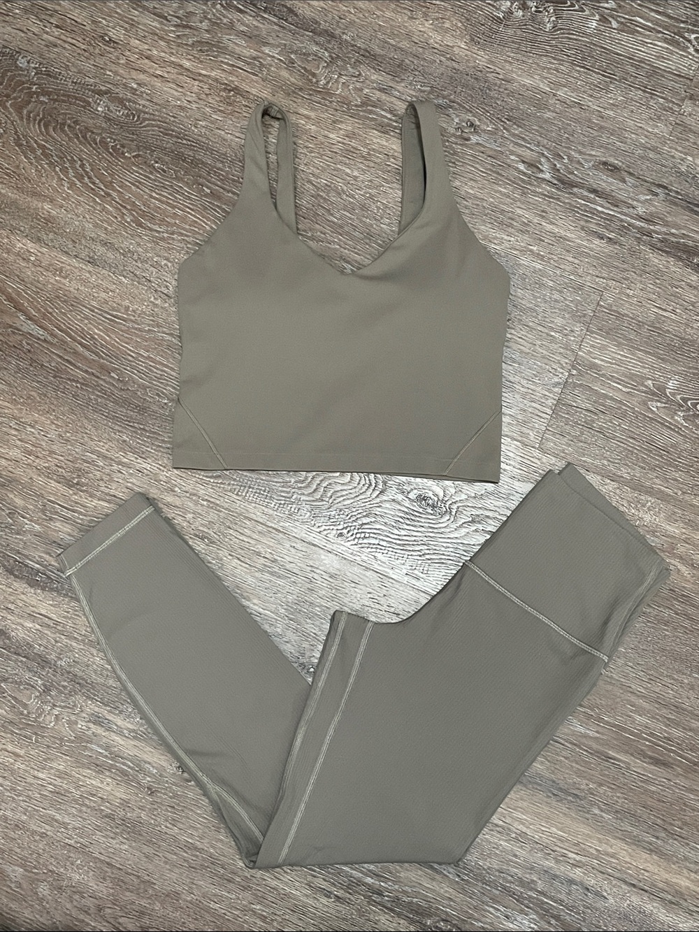 EUC Lululemon Matching Nomad Align Set. Size 6